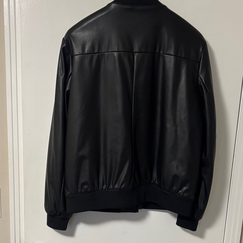 DKNY Jet Black Bomber Jacket Leather - Picture 4 of 5
